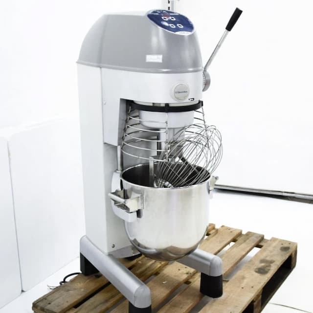 Планетарный миксер Electrolux XВМ 30 (Восстановленное 1 шт)